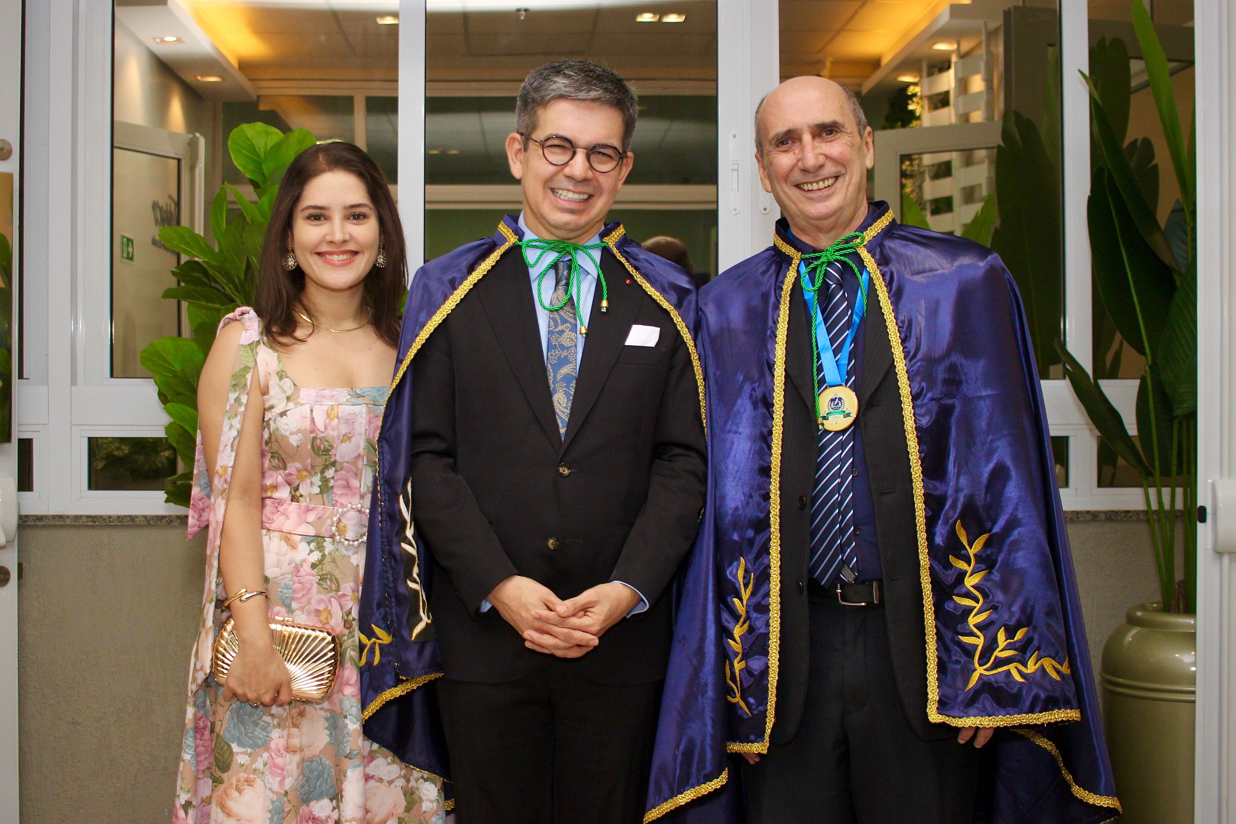 RANDOLFE ACADEMIA 2.jpg