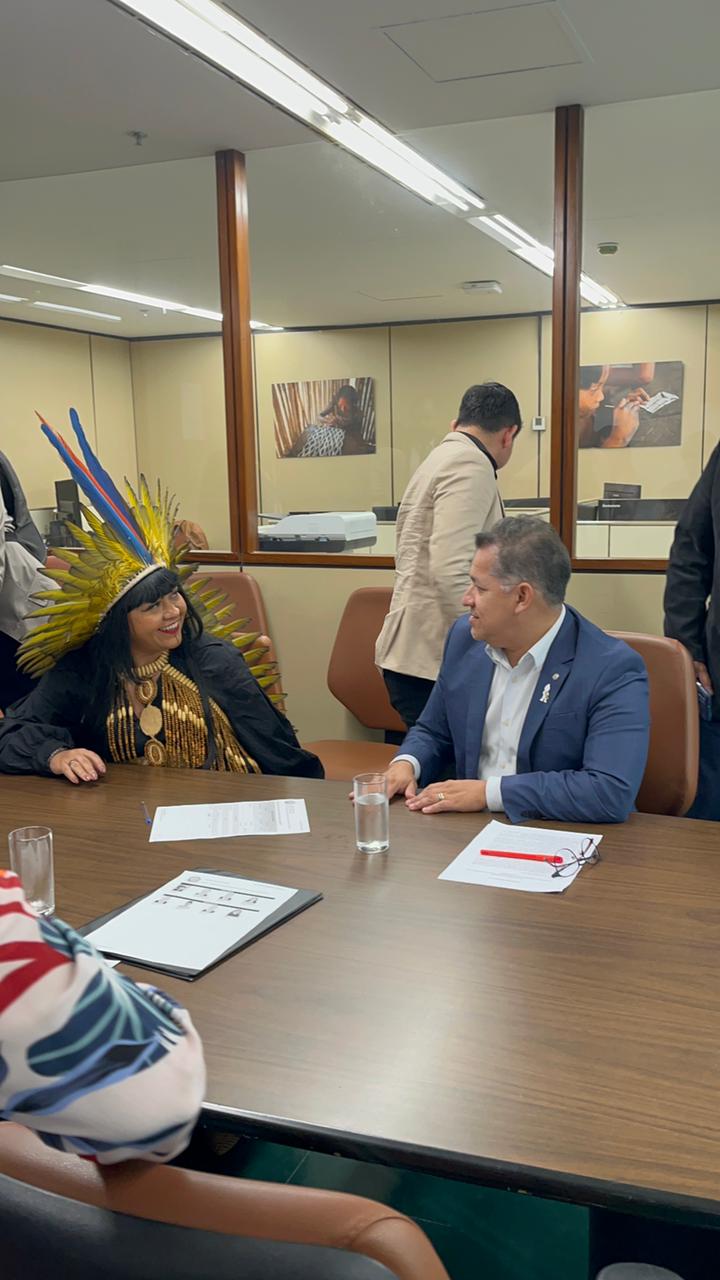 dorinaldo Yanomami 2.jpg