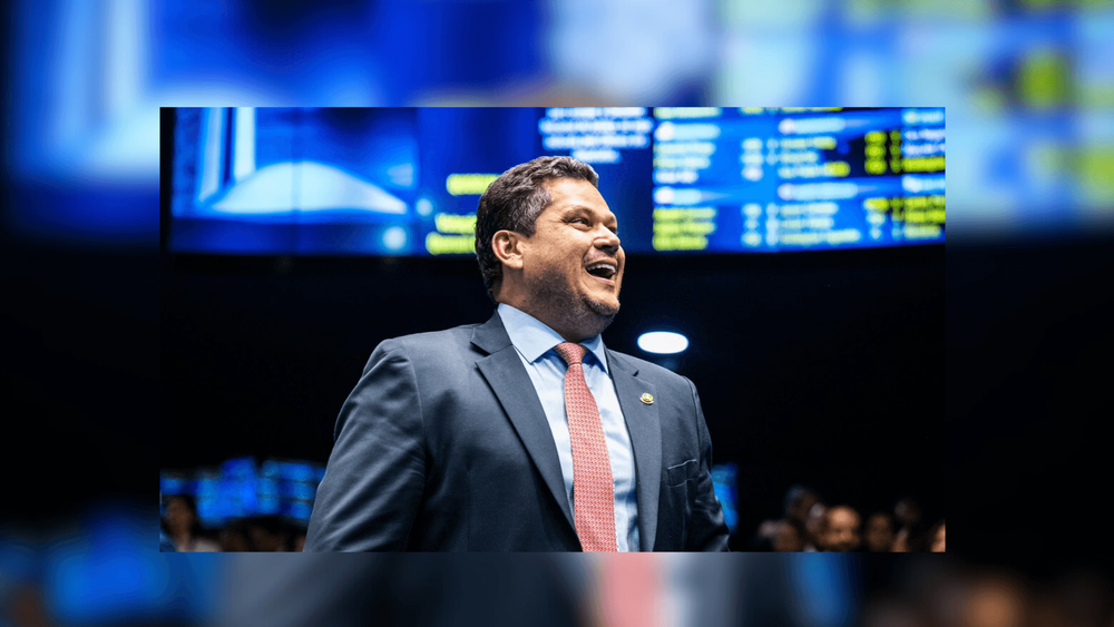 União Brasil oficializa candidatura de Davi a presidência do senado