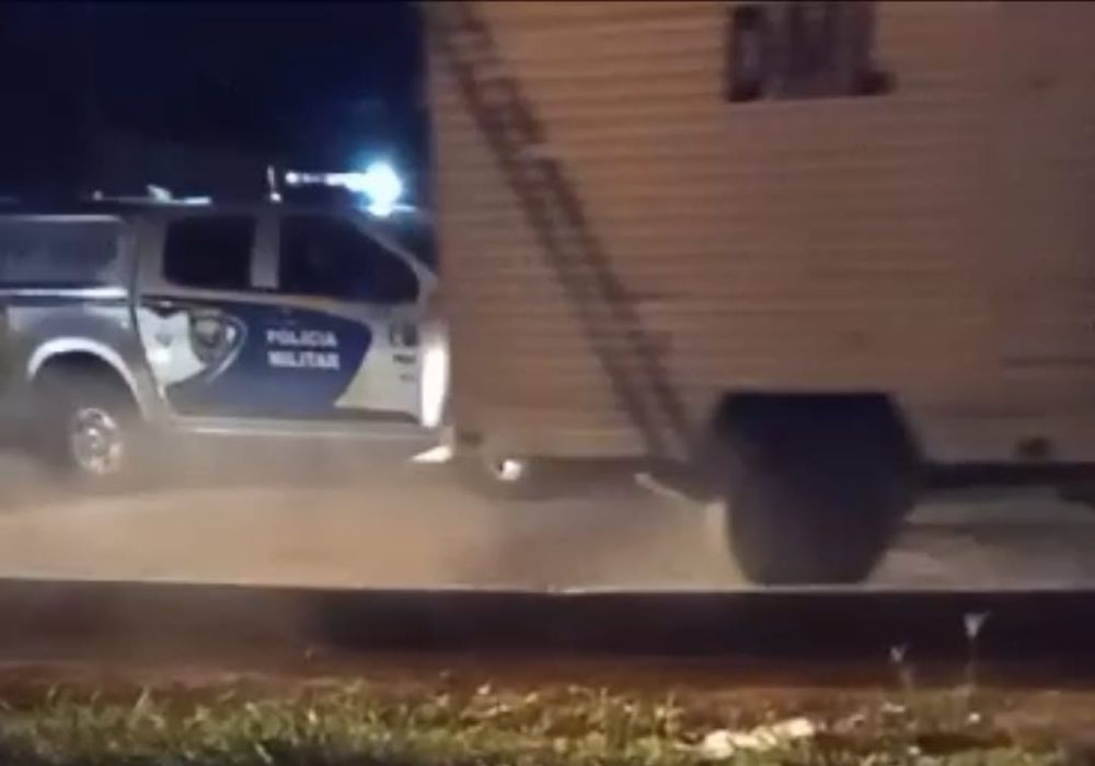 Guardadores de armas de facção morrem em confronto em Santana