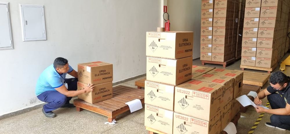 TRE Amapá recebe último lote de novo modelo de urnas eletrônicas