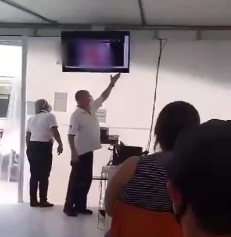 Eita! Filme pornô é exibido em UPA