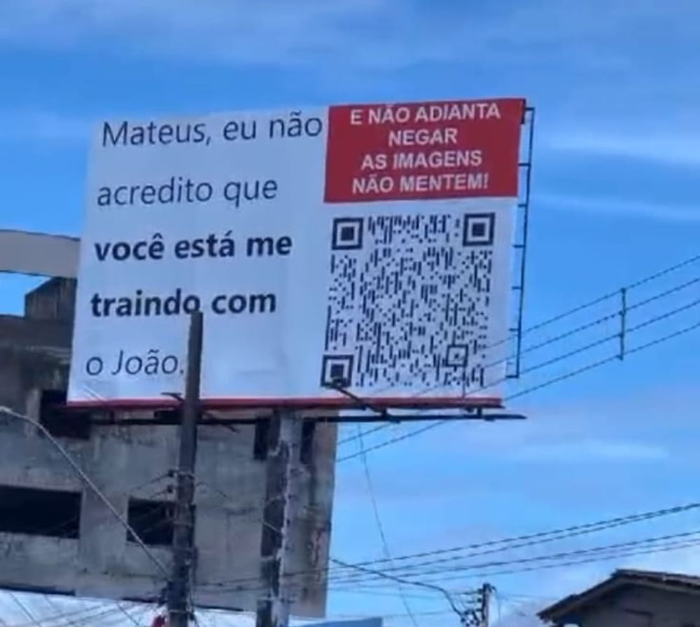 Traição em outdoor revela "segredos" de Mateus e João