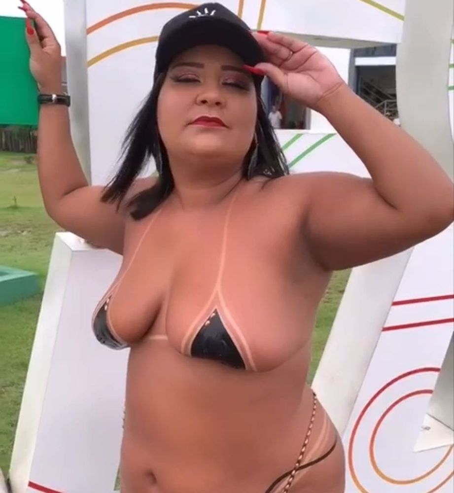 Bronze para todas: empreendedora de Macapá realiza ensaios fotográficos para incentivar a autoconfiança das mulheres