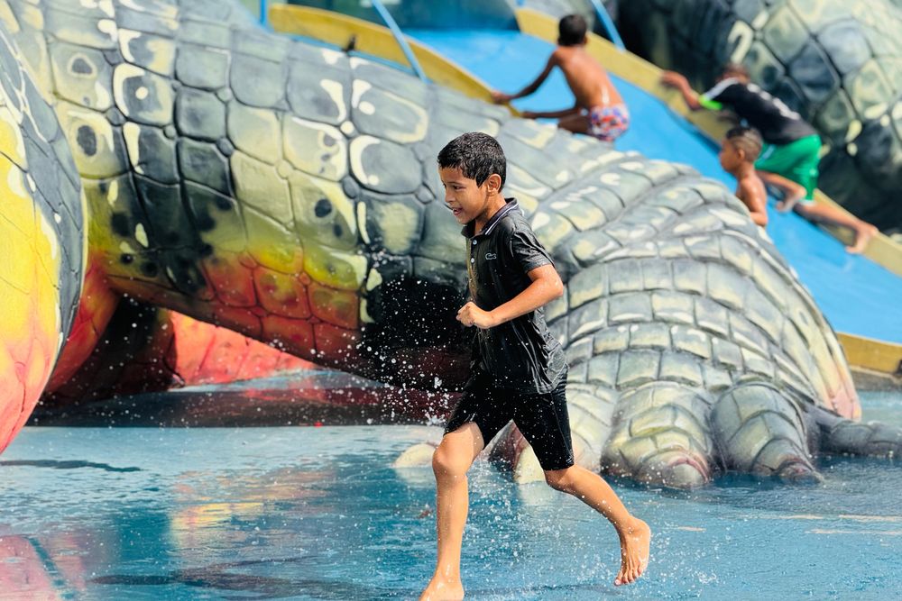 Estudantes do interior de Macapá têm dia de diversão no Parque do Meio do Mundo