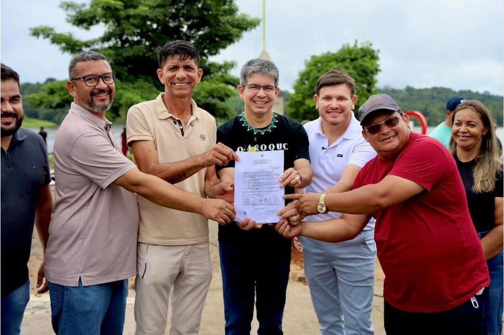 Mais de R$ 8 Milhões:!: Randolfe anuncia investimentos em educação, turismo e infraestrutura de Oiapoque