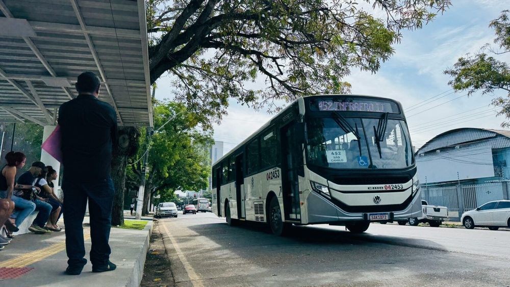 Justiça determina que CTMAC aceite os cartões do Setap nos ônibus