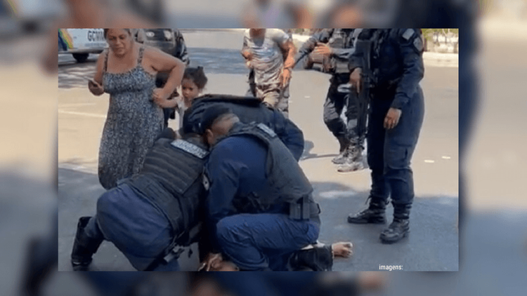 Tensão: Guarda municipal perde a paciência durante retirada de ambulantes da Praça do Coco