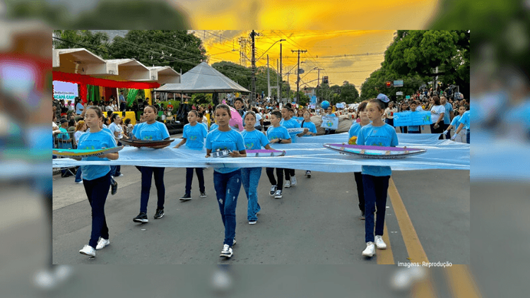 Semana da Pátria: 79 escolas municipais participam de desfile cívico na Avenida FAB