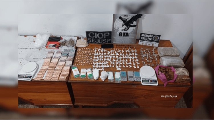 Polícia intercepta carregamento de drogas e prendem 2 traficantes em Macapá