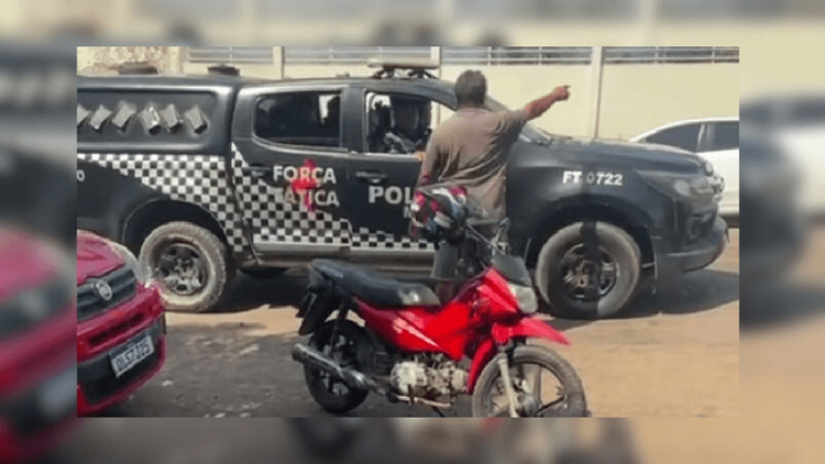 Depois de assalto, adolescente é apreendido ao tentar se esconder em clínica do Hcal