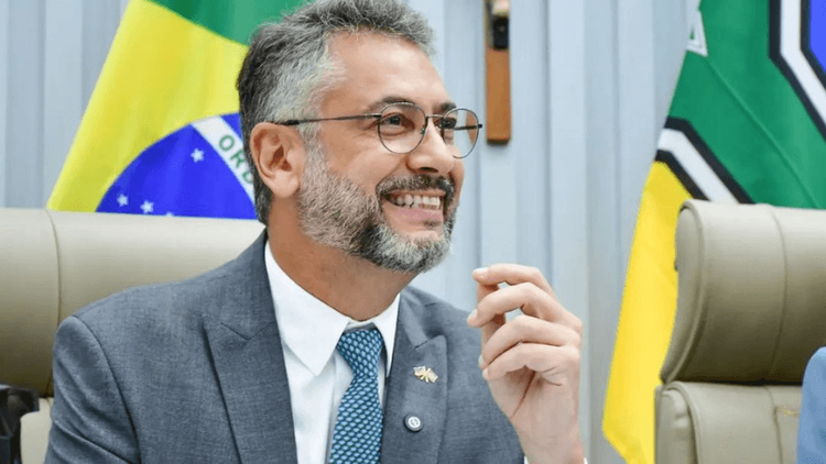 Mais da metade: Clécio Luís tem 54,1% de aprovação, segundo PoderData