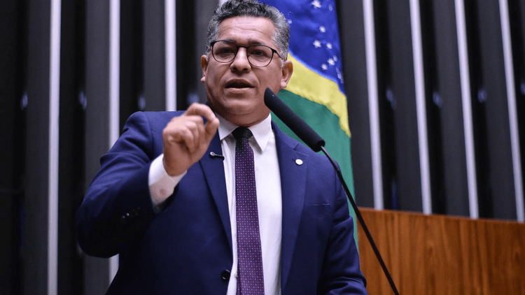 Adicional de fronteira: Câmara aprova ampliação de benefício para servidores federais