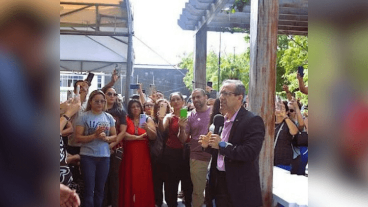 Fim de greve: Prefeitura de Macapá anuncia reajuste de 15% para a educação