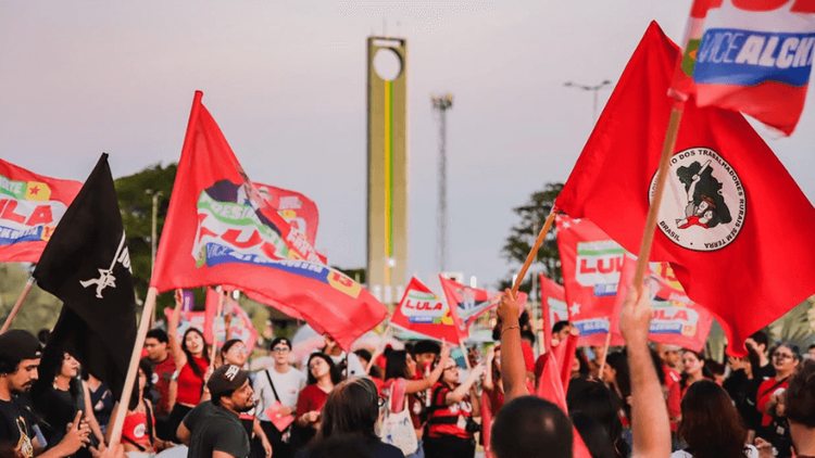Você estava lá?: Amapaenses agitam Meio do Mundo em apoio a Lula
