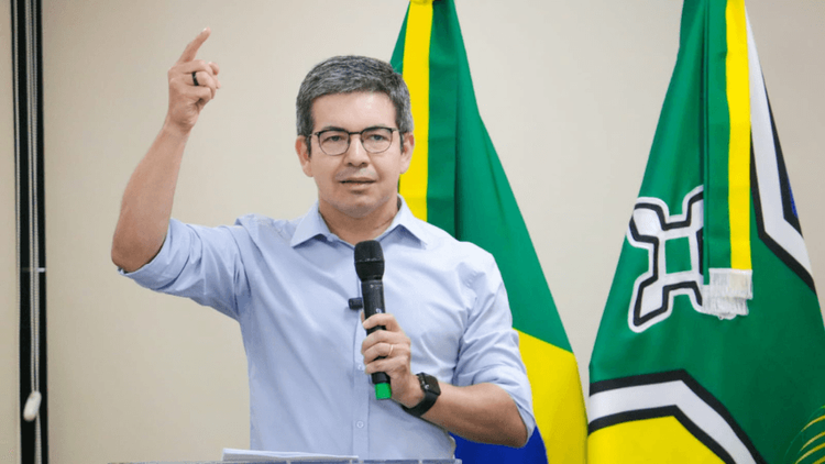 Fake news: Vídeo manipulado distorce fala de Randolfe sobre petróleo no Amapá, diz senador