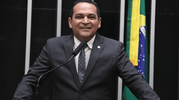 Mudança na Educação: Paulo Lemos é o novo secretário da Seed