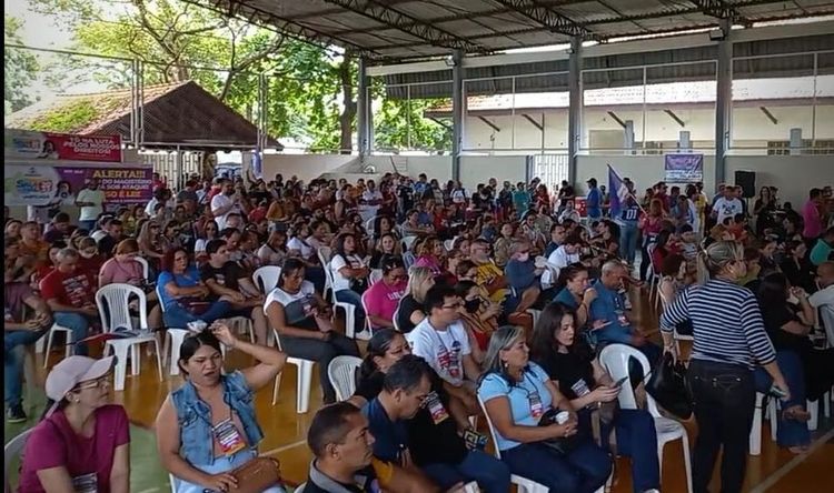 Fora da sala de aula: Professores deflagram mais uma paralisação a partir de 01.06 