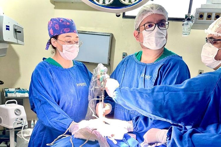 Bebê de 6 meses com hidrocefalia passa por cirurgia inédita no Amapá