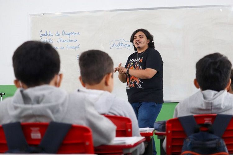 PMM anuncia Processo Seletivo para professor e coordenador pedagógico. Veja como se inscrever