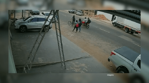 Na volta da escola, estudantes têm celulares roubados por criminosos