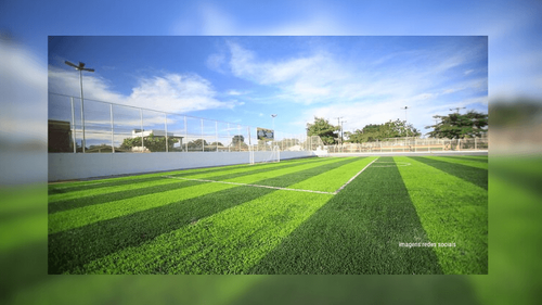 Macapá ganha mais um campo de grama sintética com emenda do senador Davi