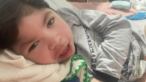 Guerreiro Léo: Menino com múltiplas deficiências tem alta após atendimento especializado do Novo Hospital da Criança