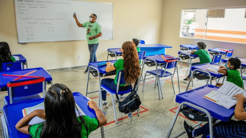 Concurso da educação: Clécio anuncia redução da nota de corte para 50%