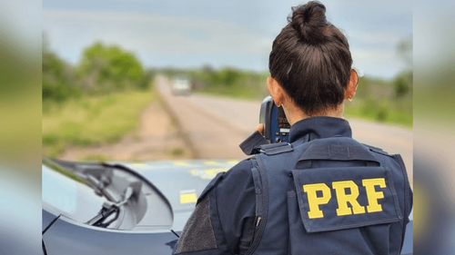 Deu ruim: Foragido bate carro, dá CPF do pai pra PRF e acaba preso na BR-156