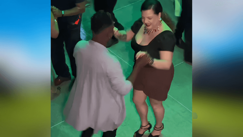 Companhia na pista: Personal Dancer vira opção para quem quer aproveitar a festa sem faltar parceiro para dançar