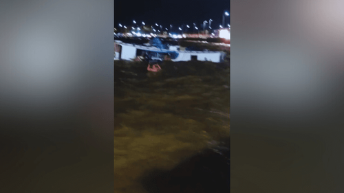 Desespero: Barco afunda na orla de Macapá e passageiros escapam nadando