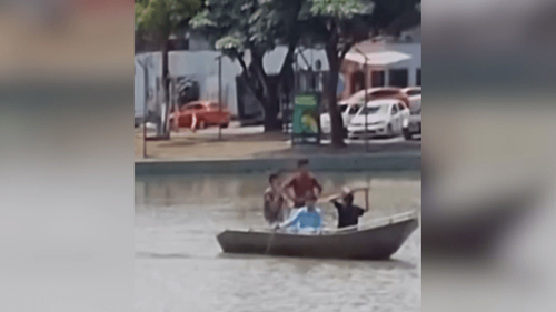 ‘Virou bagunça!’: crianças são flagradas em canoa no lago da Floriano Peixoto