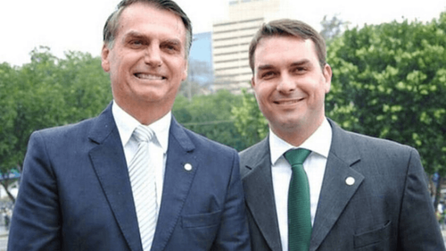Estratégia política?: Bolsonaro escolhe filho mais velho para disputar a Presidência