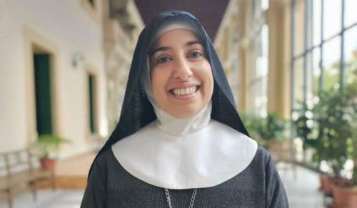 Bonita demais: Freira amapaense perde cargo após denúncia do Vaticano. Entenda a polêmica!
