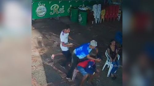 De dia: Idoso é agredido durante assalto em praça de Macapá