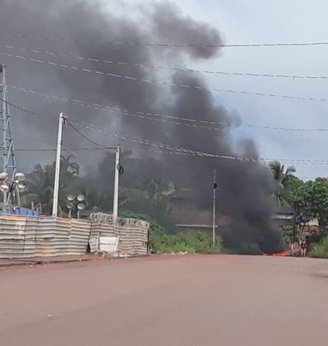 Moradores do Miracema fazem manifestação para protestar falta de ônibus