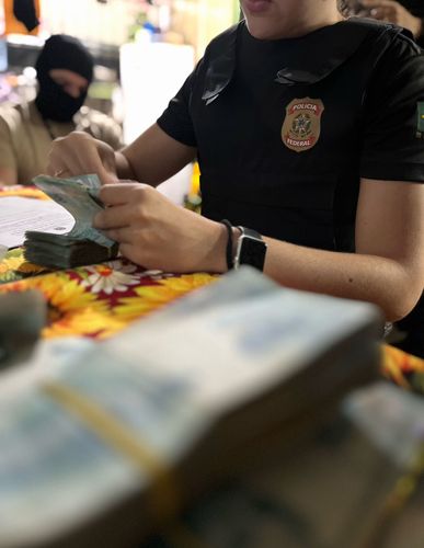 Promessa de sexo e extorsão eram táticas da quadrilha desmantelada  por PF