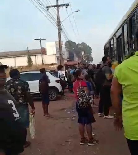 Superlotação: linhas da zona norte não dão conta e passageiros ficam para trás 