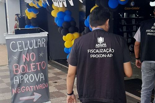 Após anunciar parcelamento a negativados, loja de celular é autuada pelo Procon