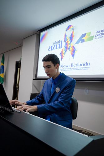 Abril Azul: Alap debate autismo com poder público e sociedade civil