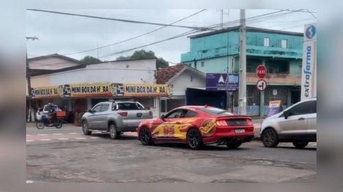 ‘Katchau’! Relâmpago McQueen em Macapá?