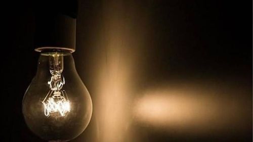 Prepare o bolso: Bandeira vermelha é acionada e conta de luz dos brasileiros fica mais cara em junho