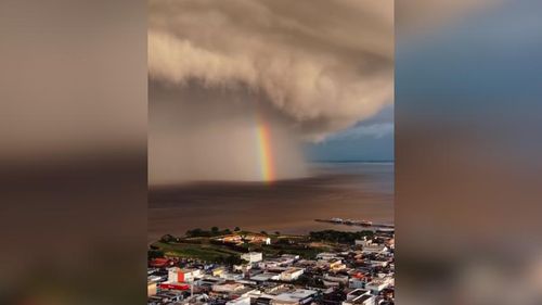 Tem que respeitar: Tempestade com arco-íris cria espetáculo natural em Macapá