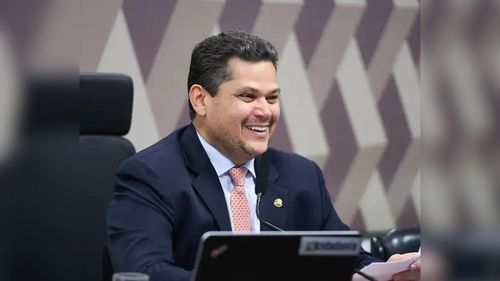 ‘Vitória do Amapá’: Davi celebra simulado da Petrobras na Margem Equatorial 