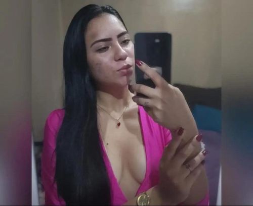 Jovem acusada de “tacar fogo” na casa do namorado aguardará julgamento em liberdade.