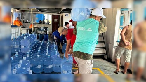 Comunidades do Bailique atingidas pela salinização recebem água potável