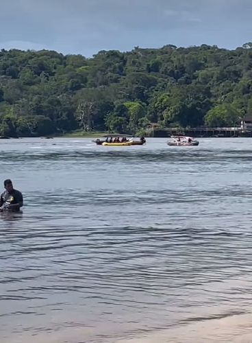 Diversão vira tensão no rio Araguari em brincadeira na banana
