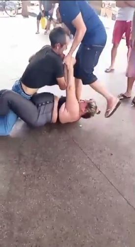 Mulher dá "remada" em homem no Igarapé da Fortaleza