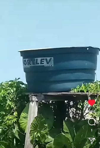 Um sol pra cada um: Calor intenso de verão "amolece" caixas d'água em Macapá