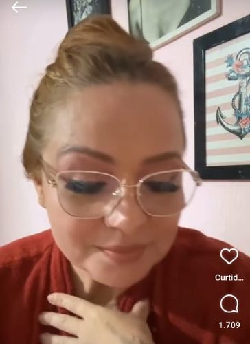 ”Homens, deixem de ser burros”, diz cantora da banda Xeiro Verde ao expor traição